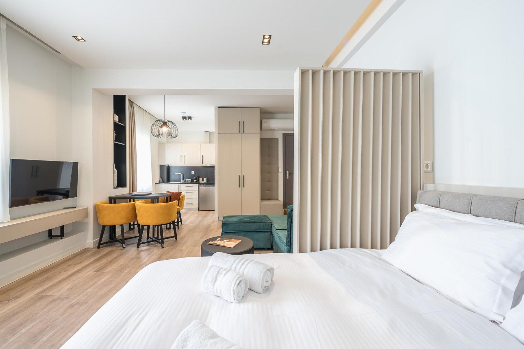 Aeiphoria Suites & Rooms - Athens Exterior photo