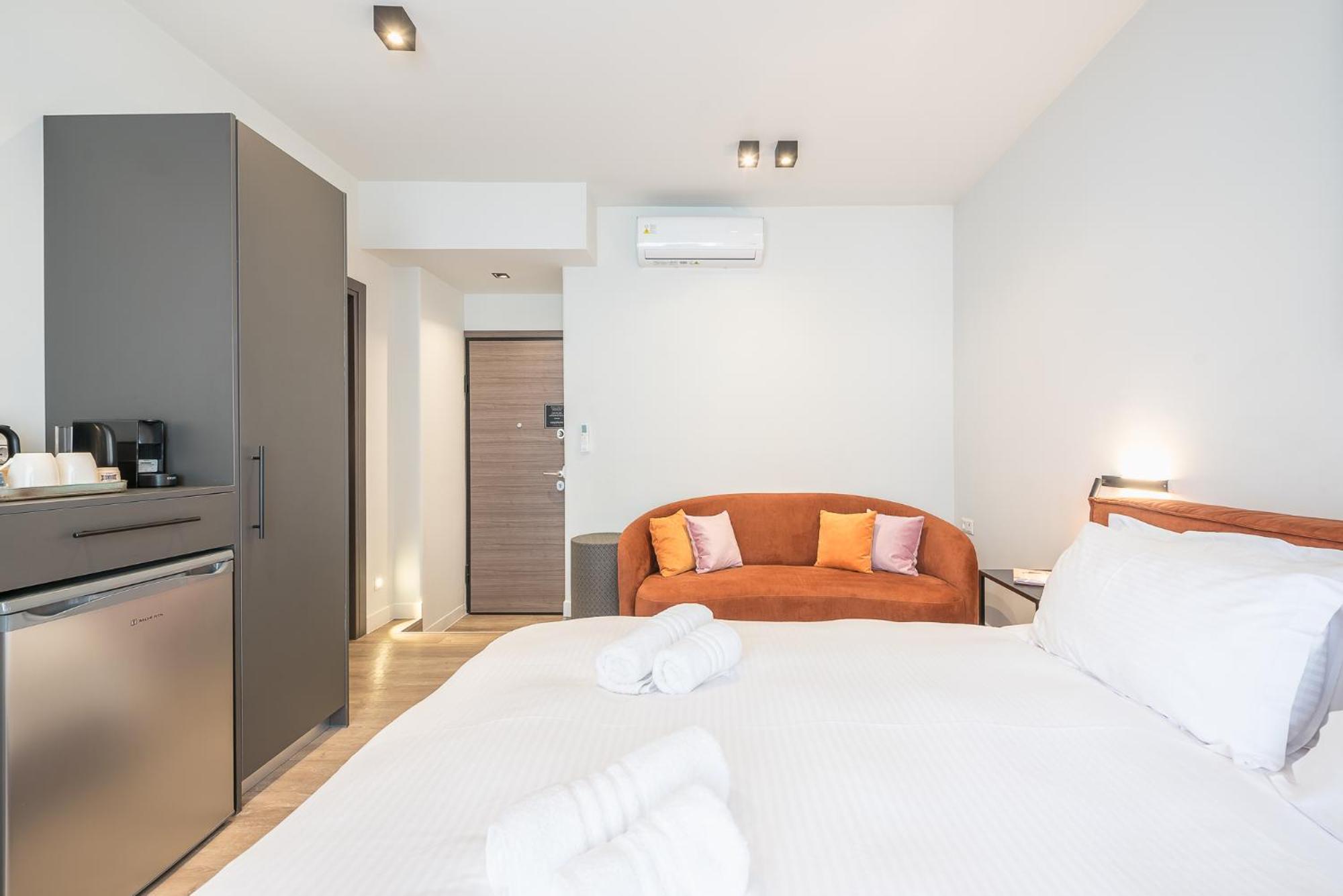 Aeiphoria Suites & Rooms - Athens Room photo