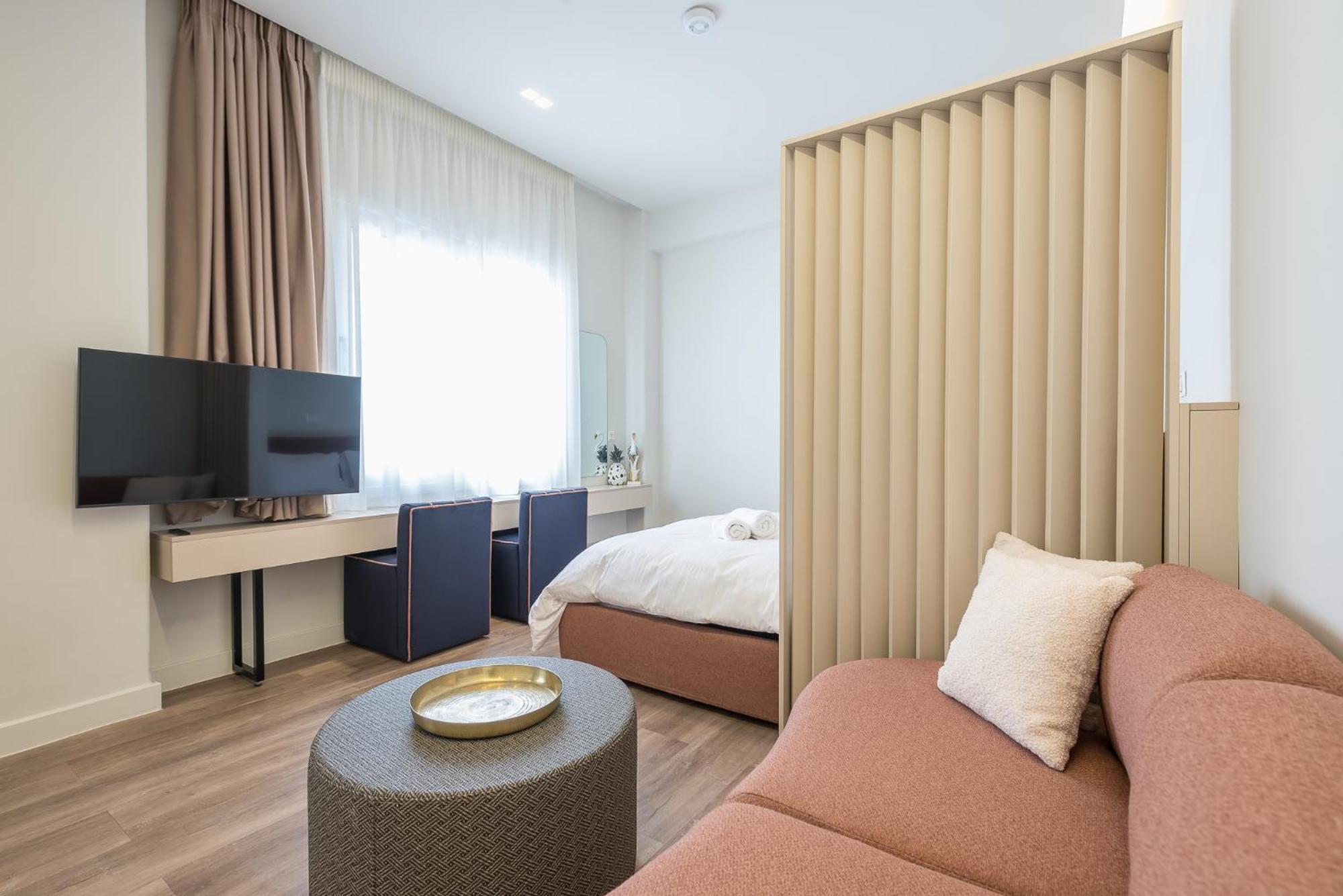 Aeiphoria Suites & Rooms - Athens Exterior photo