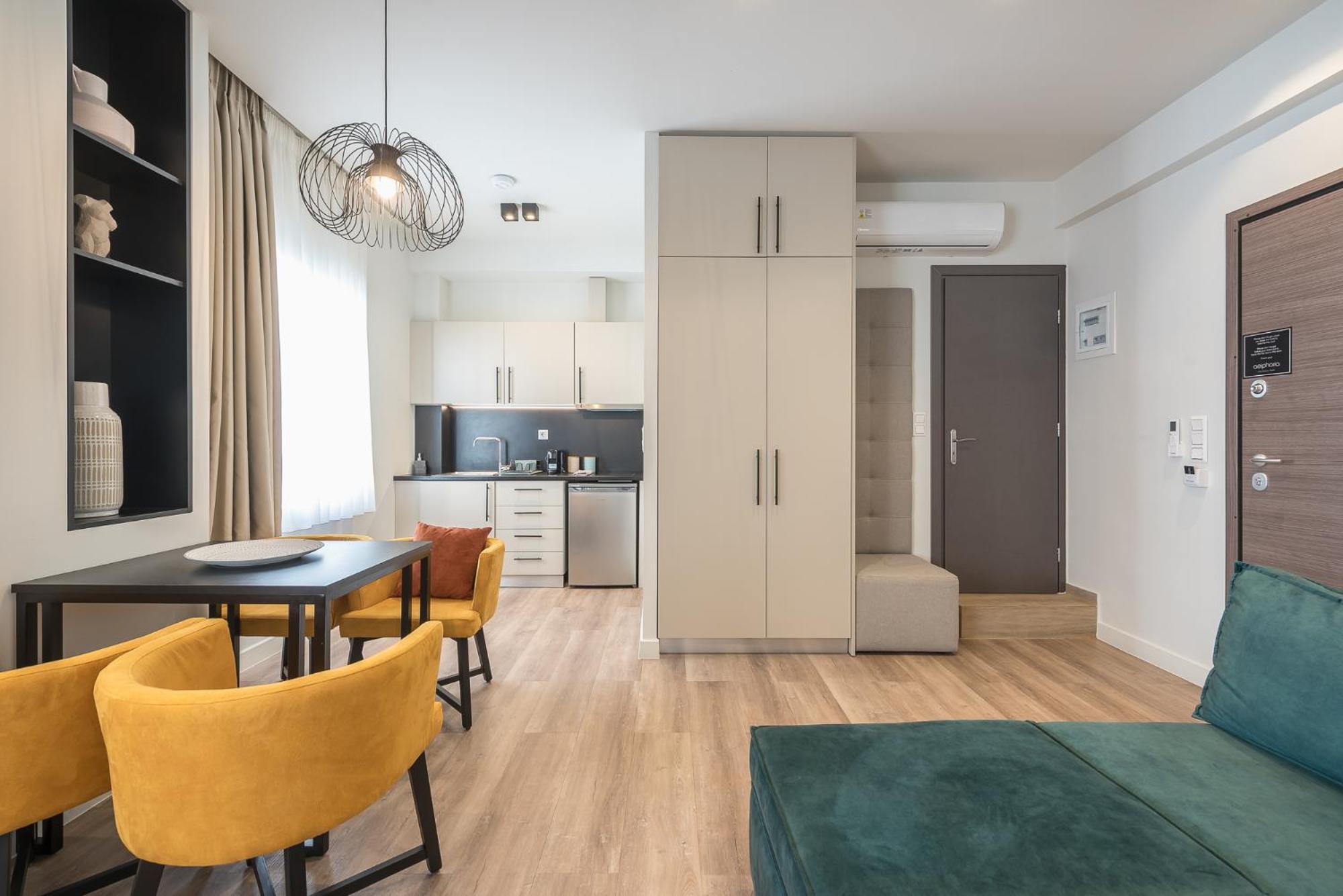 Aeiphoria Suites & Rooms - Athens Exterior photo
