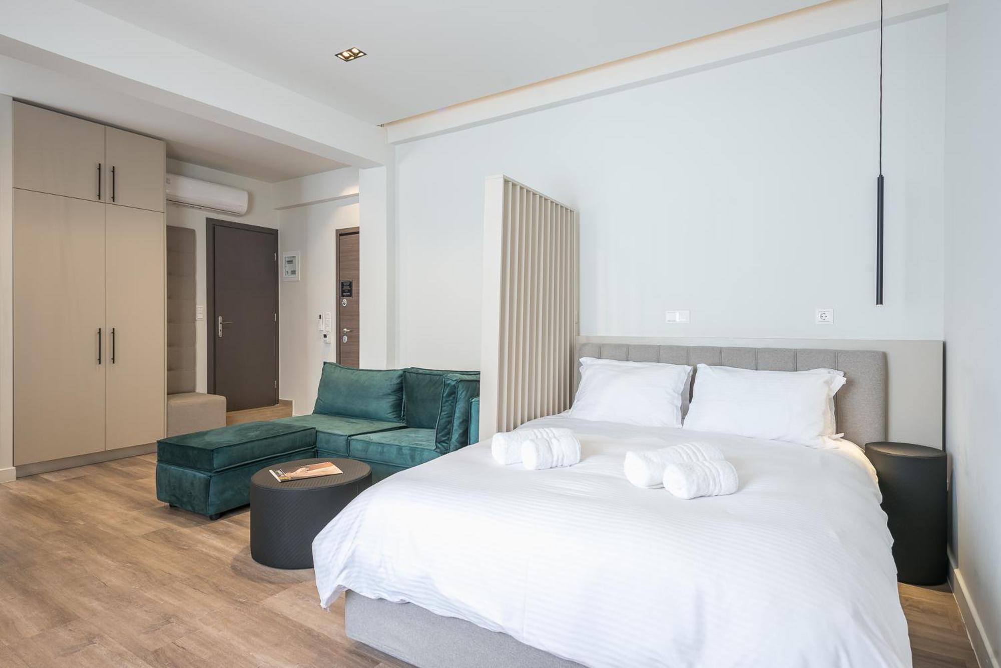 Aeiphoria Suites & Rooms - Athens Room photo
