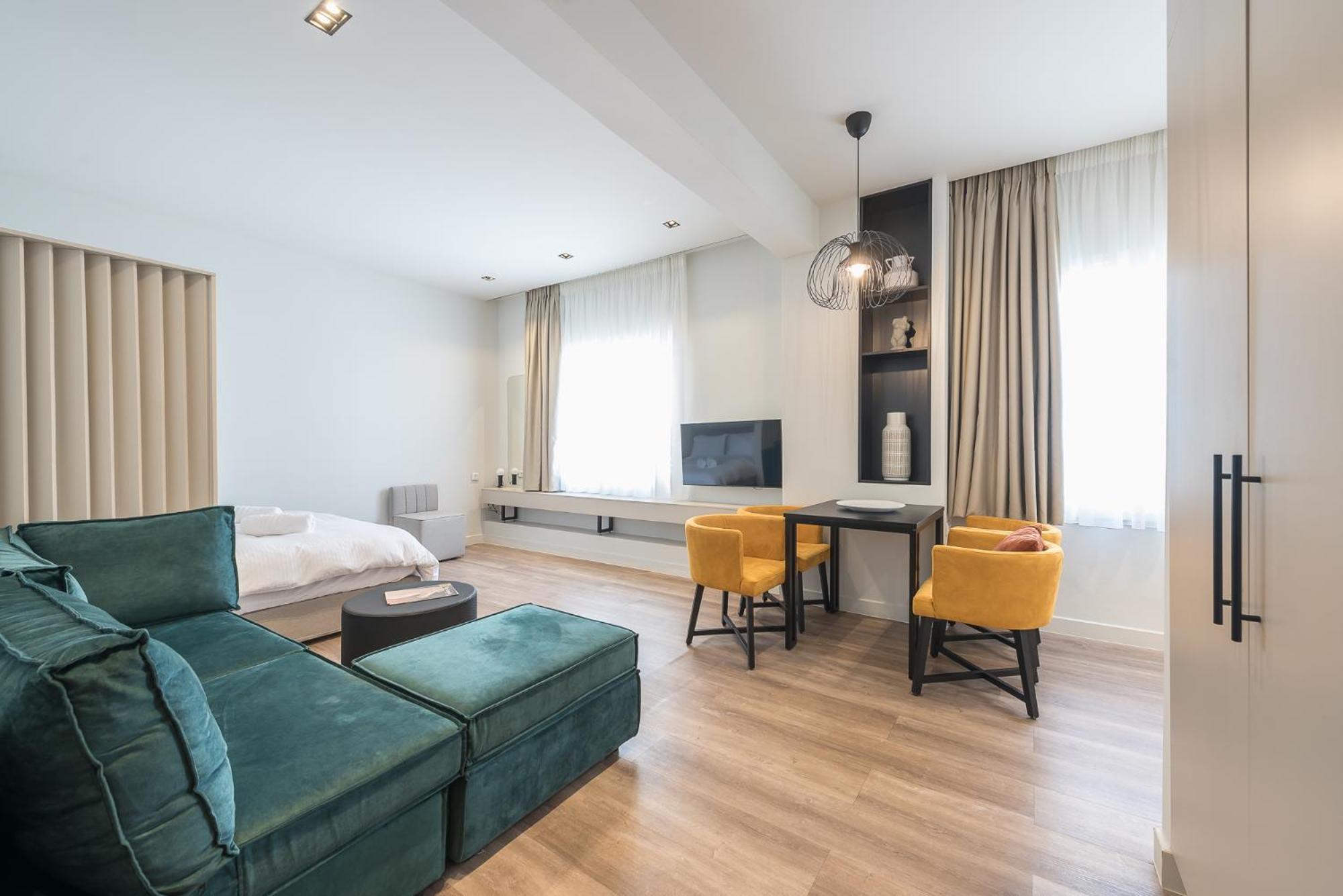 Aeiphoria Suites & Rooms - Athens Room photo