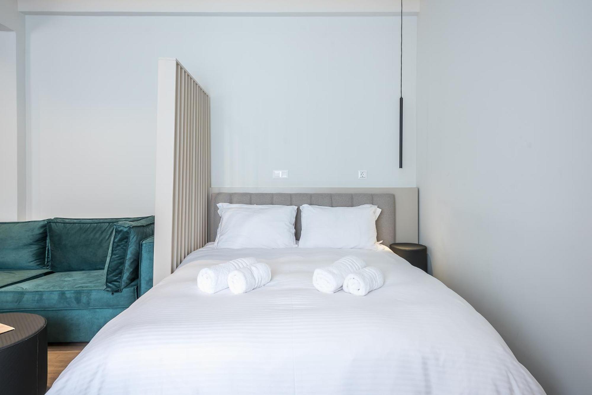 Aeiphoria Suites & Rooms - Athens Room photo